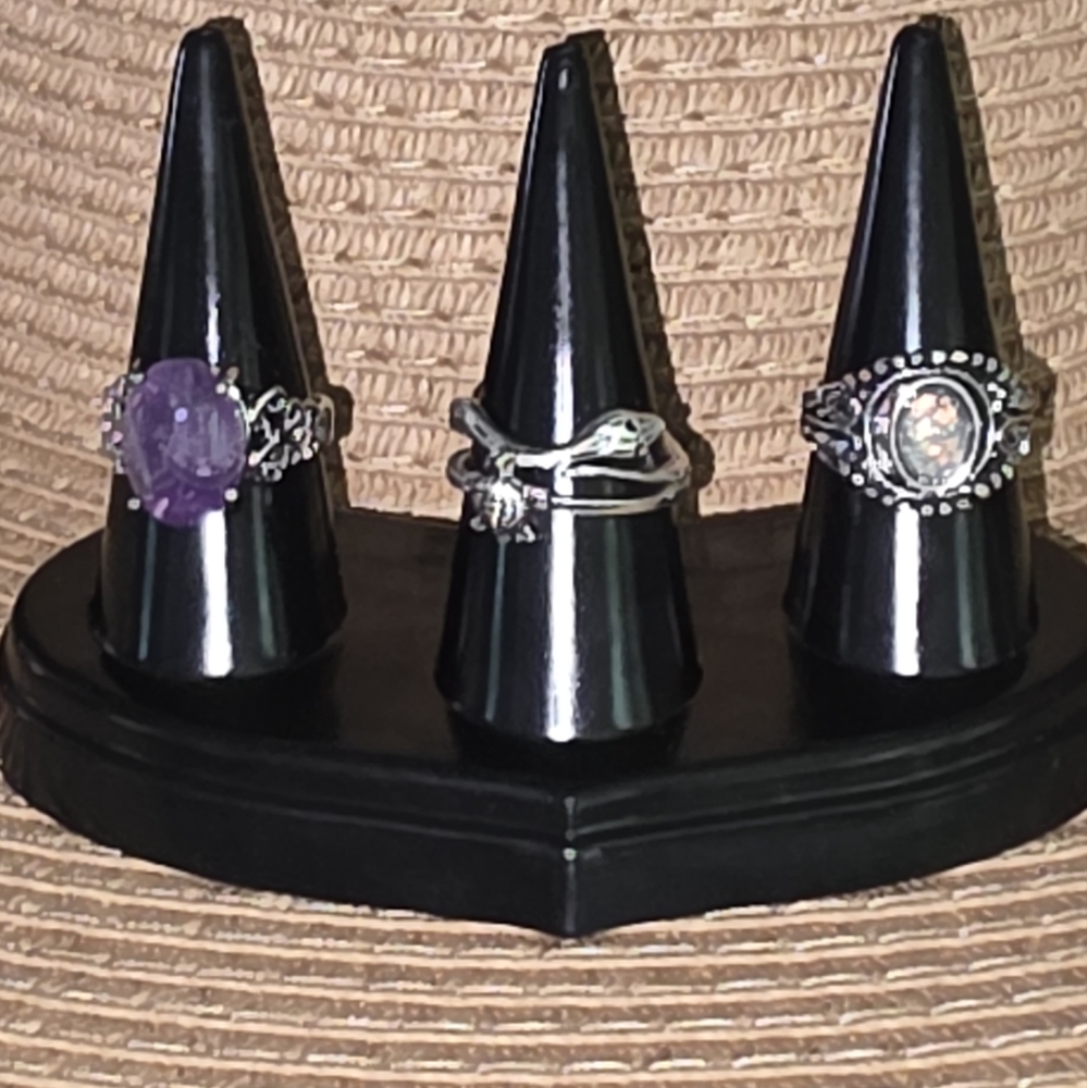 Elegant Silver and Purple Women's Ring Set Of 4 Size 6